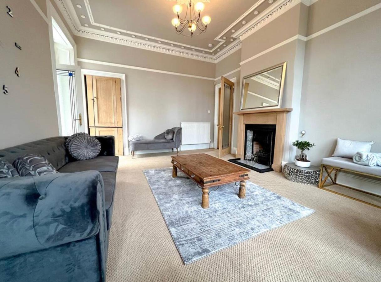 Carlibar Villa Barrhead Exterior foto
